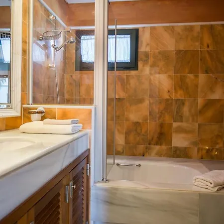 Eva Exclusive 3 Bed Sea View Villa
