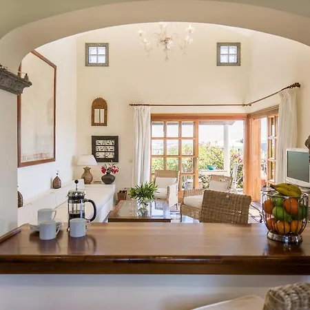 Villa Eva Exclusive 3 Bed Sea View *